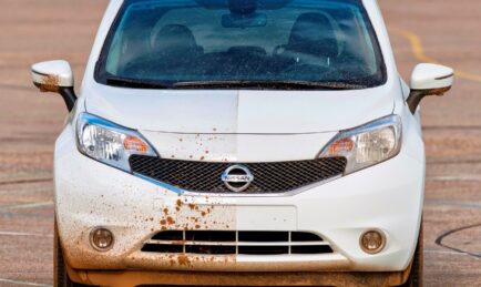 Nissan Goes ‘Clean’