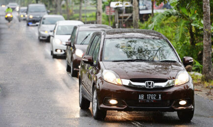 Car sales in Indonesia keep falling