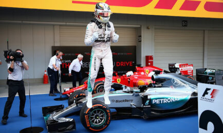Hamilton ties with Senna with 41 wins