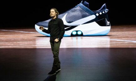 New App for Self-Tying Shoelaces Comes Undone