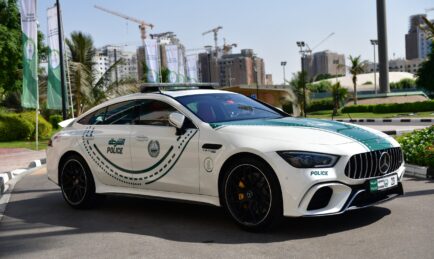 Polis Dubai Tambah Lagi Kereta Baru. Sebab Mereka Mampu.