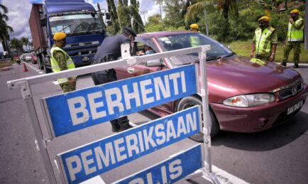 Asal PKP Je Orang Bawa Kenderaan Macam Pelesit. Betul Ke?