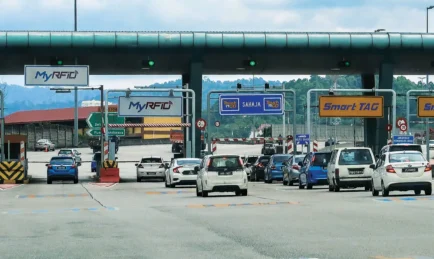 Malaysia To Test Multi-Lane Free Flow Tolling in 2022, Finally
