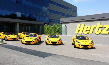 Hertz Gets New CEO after EV Push Goes Flat