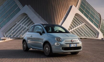 Fiat 500 To Live On As Buyers Snub EVs