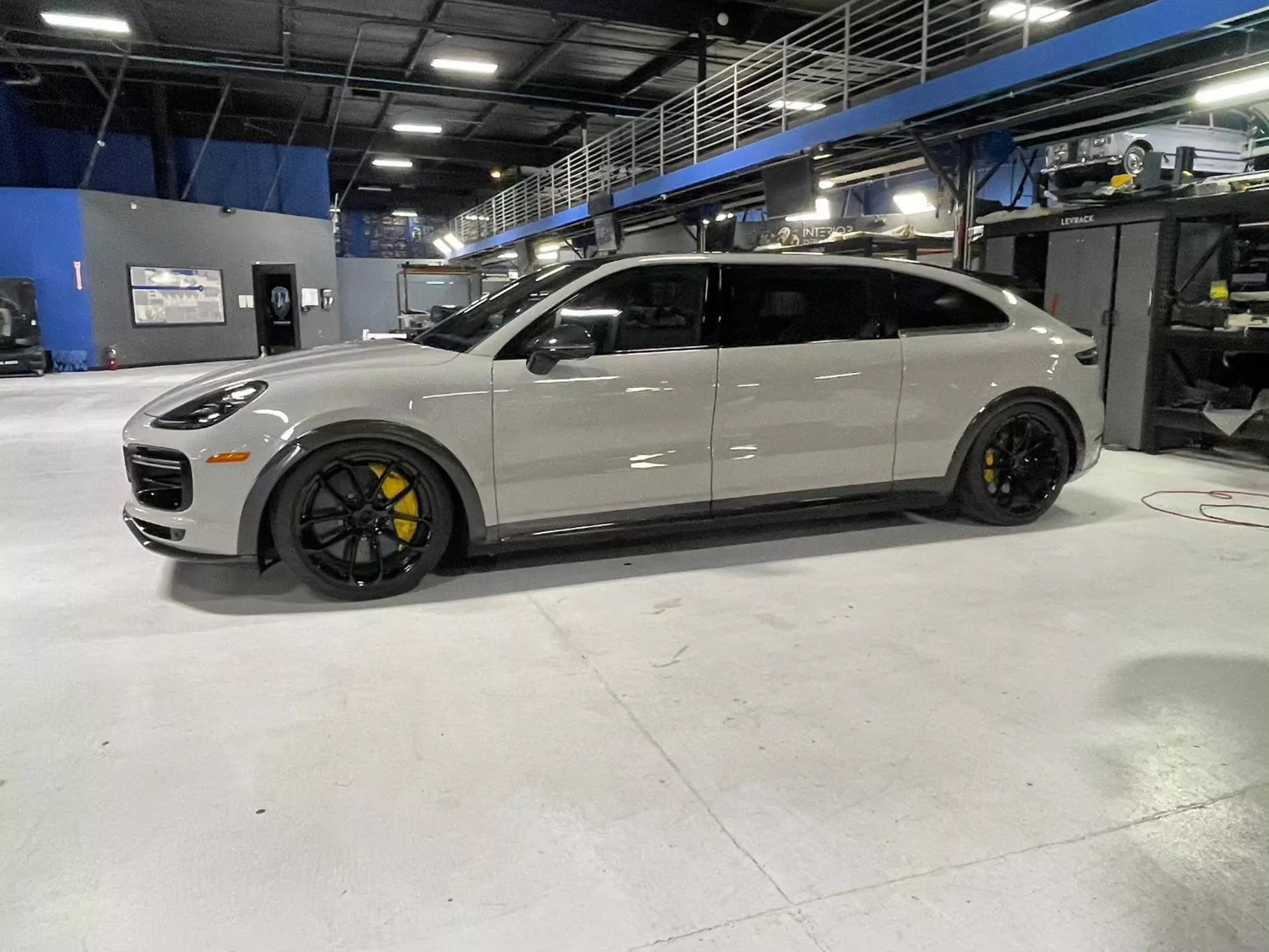 Porsche Cayenne Minivan